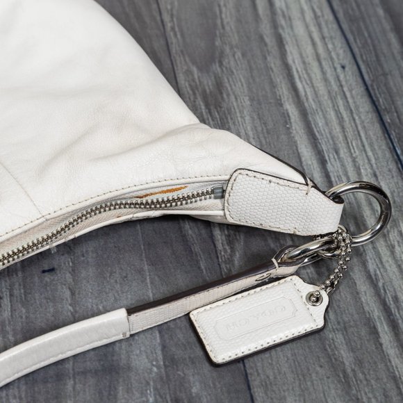 Coach Shoulder Bag Purse - Leather Cream/Beige - Picture 6 of 16